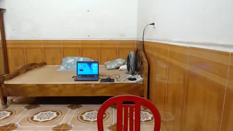 Babe online show from September 18, 2025, 1:51 am