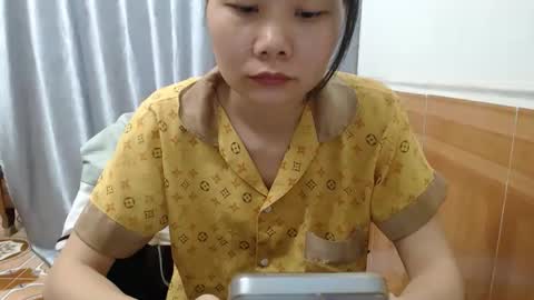 Babe online show from October 28, 2025, 6:50 am