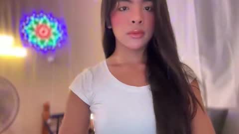 queen ronna online show from November 27, 2025, 1:18 am