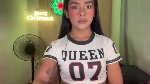 queen ronna online show from December 22, 2025, 9:28 am