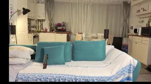 Girlfriend online show from November 21, 2025, 4:27 pm