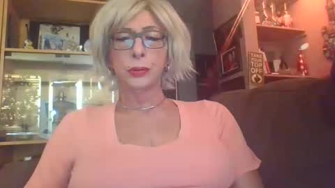 Girlinrock online show from October 19, 2025, 12:55 am