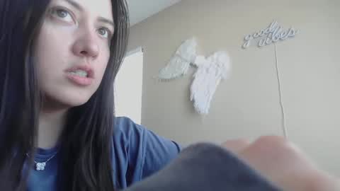 Jasmine online show from September 23, 2025, 5:27 pm