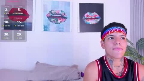 girls_inlove online show from October 23, 2025, 11:42 am