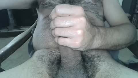 girthyhunguy online show from January 5, 2025, 4:06 pm