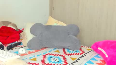 Gissel6playful online show from December 18, 2025, 6:19 am