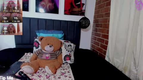  Kylie  online show from October 14, 2025, 2:23 am