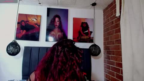  Kylie  online show from November 2, 2025, 1:30 am