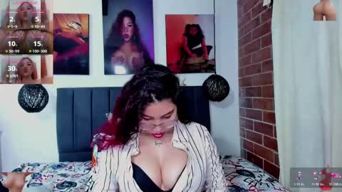  Kylie  online show from November 23, 2025, 3:06 am