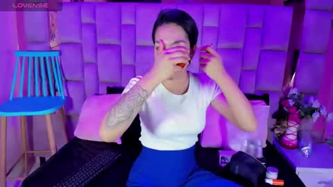 gisell_squirt online show from December 15, 2025, 12:09 pm