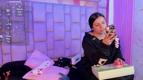 gisell_squirt online show from June 2, 2026, 1:02 pm
