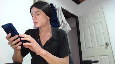 Gisella online show from February 17, 2026, 9:32 pm