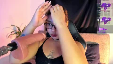 Snapshot of giselle_messydoll chatting on May 3, 2026, 8:15 pm Giselle online show from May 3, 2026, 8:15 pm