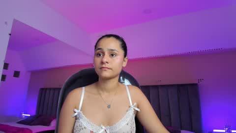 Snapshot of giselle_roldan chatting on April 6, 2026, 11:55 am GISELLE ROLDAN online show from April 6, 2026, 11:55 am