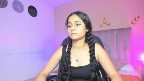 Snapshot of giselle_roldan chatting on April 21, 2026, 4:41 am GISELLE ROLDAN online show from April 21, 2026, 4:41 am