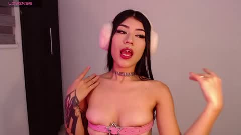 Snapshot of giselleblare chatting on February 21, 2025, 6:40 am giselleblare online show from February 21, 2025, 6:40 am