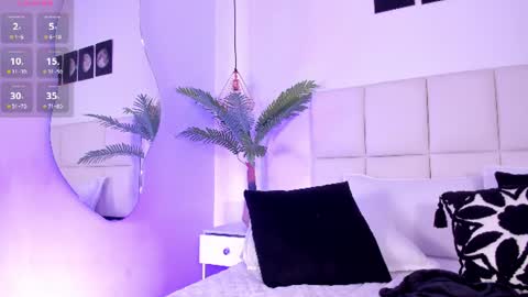 Gisella online show from July 7, 2026, 7:23 am