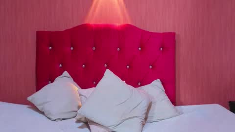 Gissel angel online show from October 14, 2025, 9:48 pm