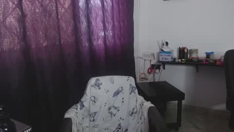 Gissell Saenz online show from February 4, 2025, 8:38 pm