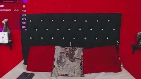 Gissell Saenz online show from February 15, 2025, 7:06 pm