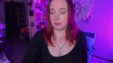 AlexaMillis online show from January 5, 2025, 12:52 am