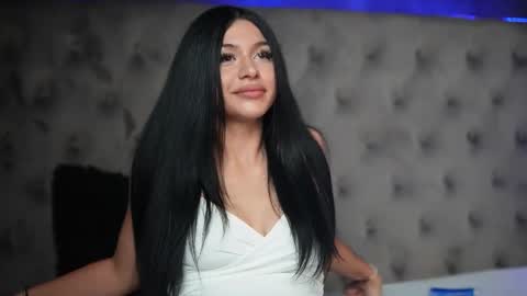  Giulia  online show from September 14, 2025, 8:41 pm