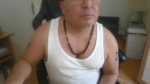 giulio203 online show from June 28, 2026, 9:48 am