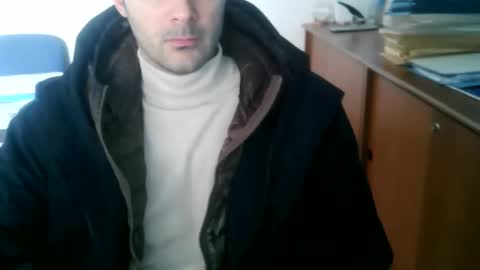 giuseppevai1 online show from February 12, 2026, 10:10 am