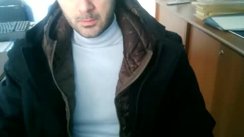 giuseppevai1 online show from February 25, 2026, 9:19 am