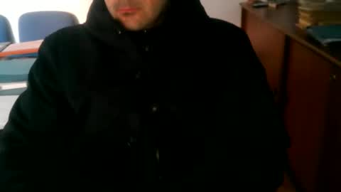 giuseppevai1 online show from March 25, 2026, 8:09 am