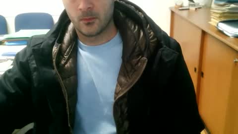 giuseppevai1 online show from April 3, 2026, 4:05 pm