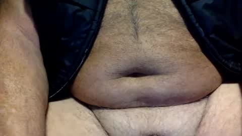 giutomma930394 online show from January 19, 2026, 12:36 am