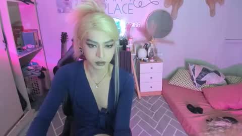 Kylie online show from October 7, 2025, 11:51 am
