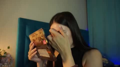 Snapshot of gizefto chatting on October 7, 2025, 1:41 pm Agness online show from October 7, 2025, 1:41 pm