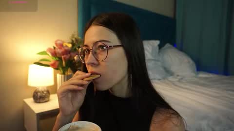 Agness online show from November 9, 2025, 1:20 pm