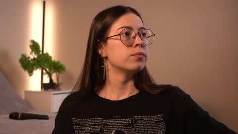 Agness online show from March 20, 2026, 11:26 am