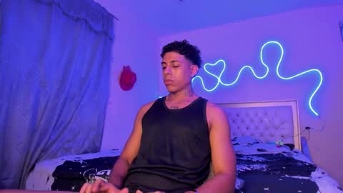 Snapshot of glader_guy chatting on October 8, 2025, 7:22 pm only for you bby online show from October 8, 2025, 7:22 pm