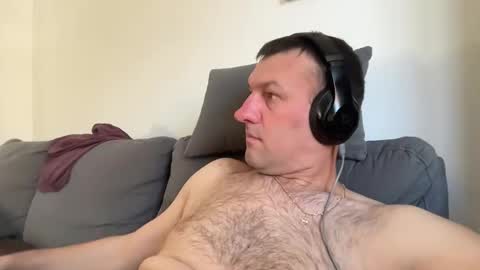 gladiator822114 online show from November 2, 2025, 2:30 pm