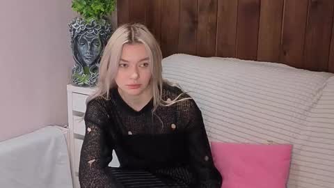 Angel online show from February 12, 2026, 9:26 am