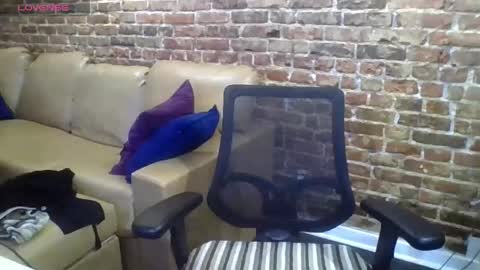 Gwendolyn online show from May 5, 2026, 3:03 am