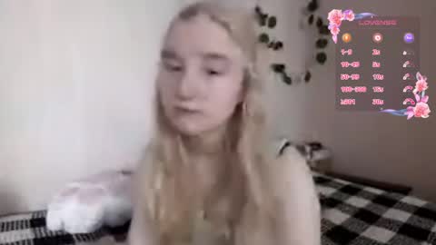 Snapshot of glennabeem chatting on May 12, 2026, 7:49 am Laura online show from May 12, 2026, 7:49 am