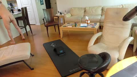 Snapshot of glennbootycam chatting on March 26, 2026, 4:23 pm glennbitch online show from March 26, 2026, 4:23 pm