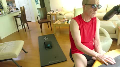 glennbitch online show from May 4, 2026, 6:37 pm