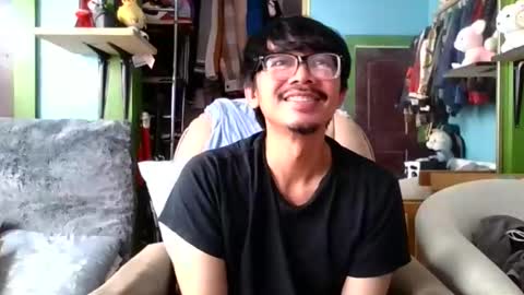 Snapshot of glennbunnylovedaddy69 chatting on October 29, 2025, 8:32 pm glennbunnylovedaddy69 online show from October 29, 2025, 8:32 pm