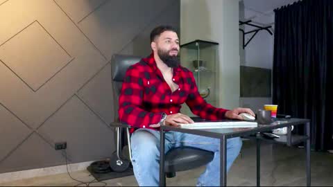 Matthew .. for short call me Matt online show from February 9, 2025, 5:19 am