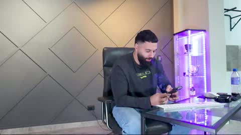 Matthew .. for short call me Matt online show from February 27, 2025, 9:54 am