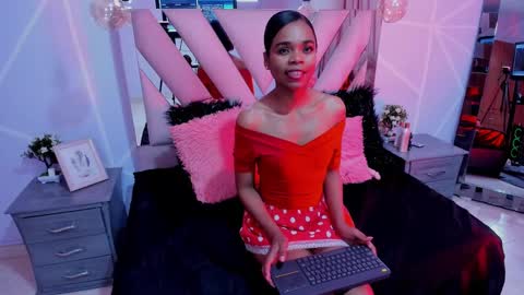 Snapshot of gletty_noa chatting on January 25, 2025, 6:45 am gletty noa online show from January 25, 2025, 6:45 am