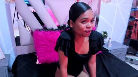 Snapshot of gletty_noa chatting on January 28, 2025, 7:32 am gletty noa online show from January 28, 2025, 7:32 am