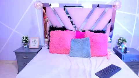 Snapshot of gletty_noa chatting on February 12, 2025, 10:03 am gletty noa online show from February 12, 2025, 10:03 am