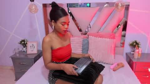Snapshot of gletty_noa chatting on March 8, 2025, 6:43 am gletty noa online show from March 8, 2025, 6:43 am